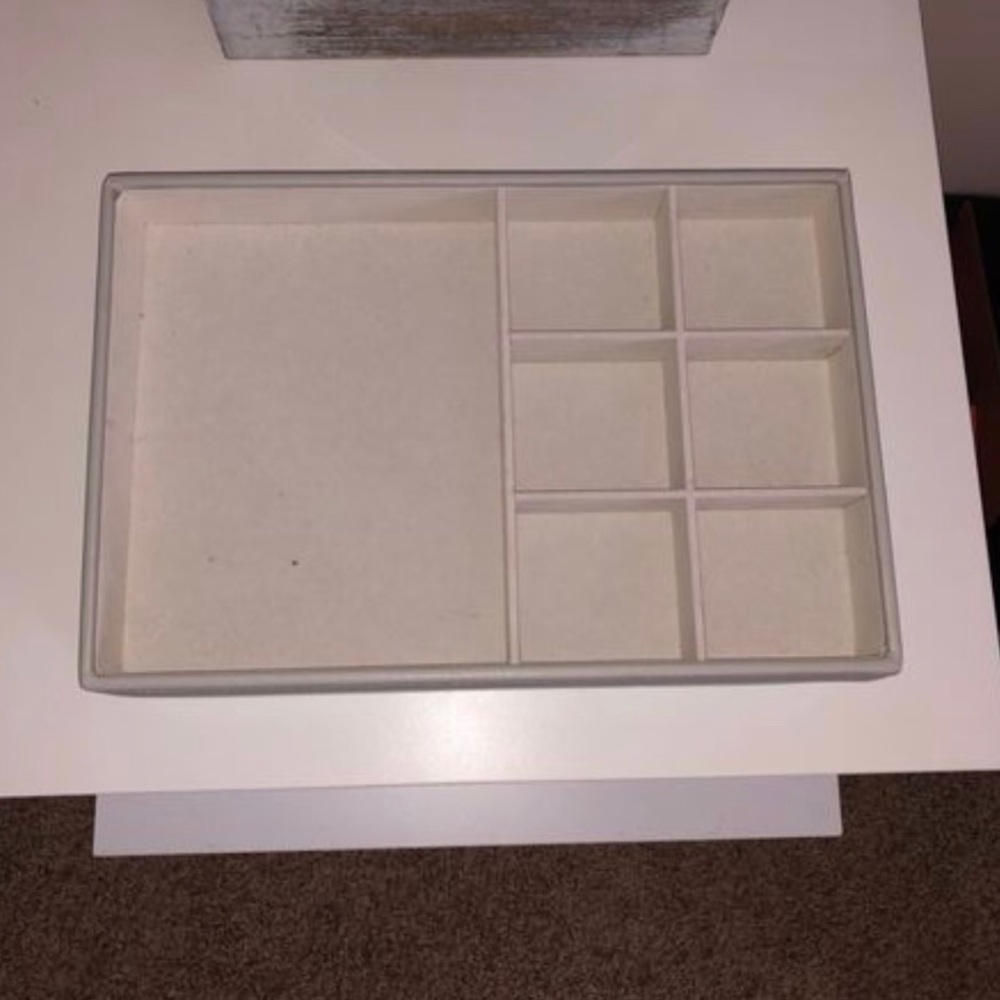 Jewelry holders